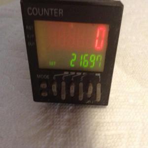 Contador PLC H7CX-A para Control Industrial con Comunicación RS485 Nuevo - Product Image 1