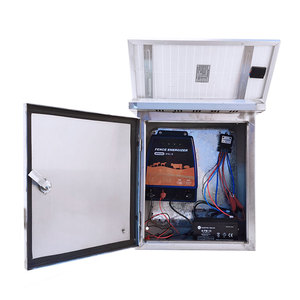 Clôture électrique étanche 45 km, alimentée par énergie solaire, 4,8 J d'énergie stockée, électrificateur de clôture avec panneau solaire 20 W et boîte en acier inoxydable - Product Image 2