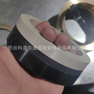 ซีลลูกสูบปั๊มแรงดันสูง Cordur ขนาด 3.75 นิ้ว แบบ V สำหรับปั๊มโคลน - Product Image 2