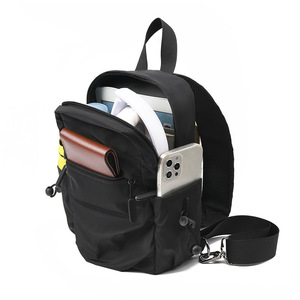 Bolso Bandolera de Nailon Personalizado Unisex al por Mayor, de Gran Capacidad, Bolso de Pecho Pequeño, Informal, de Viaje, Moderno y Ejecutivo - Product Image 4