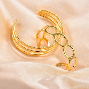 Brazalete de Mujer J&D, Chapado en Oro de 18K, Acero Inoxidable, Estilo Clásico, Moderno, Doble Capa, Hueco, Abierto, para Fiesta - Product Image 2