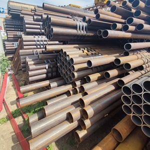 En stock Tubo de acero al carbono de 20 pulgadas 20 #45 # SS400 S235 S355 A106 <span class=keywords><strong>A53</strong></span> Tubo de acero al carbono sin costura de hierro negro Ms - Product Image 3