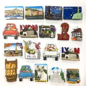 Source de commerce électronique créative française pour l'artisanat décoratif de Noël pour les souvenirs de réfrigérateur Aimants peints en résine - Product Image 1