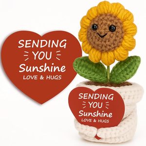Peluche de tournesol au Crochet positif fait à la main avec carte de coeur cadeau inspirant pour les femmes paquet de soins d'ami décor de bureau de noël - Product Image 1