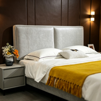 Lit Moderne de Taille Spéciale avec Cadre en Bois Massif Style Nordique Minimaliste, Durable, Confortable, Écologique, Tête de Lit Douce, Luxe