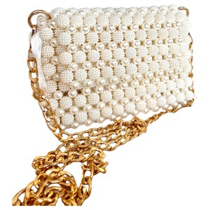 Bolso de mano de lujo hecho a mano con perlas para mujer, bolso de noche personalizable con patrón de concha de cuentas para fiesta de boda o cena - Product Image 3