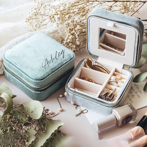 กล่องใส่เครื่องประดับกำมะหยี่พกพาแบบขายส่ง กล่องเก็บของหรูหรา พร้อมโลโก้สั่งทำ กระจก ต่างหู บรรจุภัณฑ์ สะดวกสำหรับการเดินทาง - Product Image 2