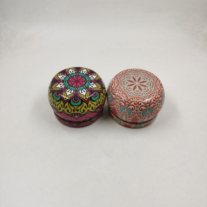 ขายส่ง แบรนด์ HZ รุ่น HZ-11 ขนาด 4.4 ออนซ์ 132 กรัม กระป๋องโลหะทรงกลมพิมพ์สี่สี สำหรับใส่แว็กซ์รถยนต์ หรือใช้เป็นกระป๋องน้ำหอมปรับอากาศในบ้าน - Product Image 3