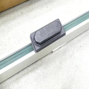 LS 704 ML 1340mm 길이 스케일 ID: 237 133 8X SN: 5383890N 프로그래밍 컨트롤러 산업 자동화 - Product Image 1