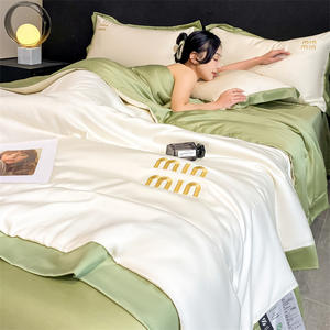 ชุดเครื่องนอนผ้าไหมเนื้อนุ่ม 200 เส้นด้าย ยี่ห้อ Mercury Home Textile รุ่น High-End ผ้าปูที่นอน ปลอกผ้านวม ผ้าห่มฤดูร้อน 4 ชิ้น ขายส่งแบบกลุ่ม - Product Image 2