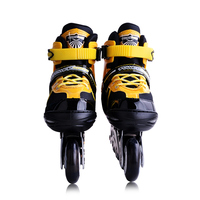 Patins à roulettes moins chers Patins à roues alignées en PVC avec roues en caoutchouc Chaussures de patinage à roulettes