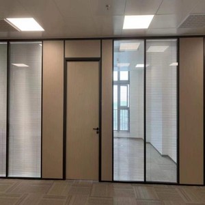 Pared Divisoria Modular Sólida para Oficina, <span class=keywords><strong>de</strong></span> Doble Capa, con Revestimiento <span class=keywords><strong>de</strong></span> Madera Melamínica, Divisor Acústico para Espacios <span class=keywords><strong>de</strong></span> Oficina - Product Image 1