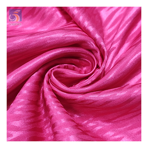 Màu Tím sáng <span class=keywords><strong>100</strong></span> <span class=keywords><strong>Polyester</strong></span> báo mô hình Jacquard <span class=keywords><strong>satin</strong></span> vải cho không tay váy phong cách sexy - Product Image 6