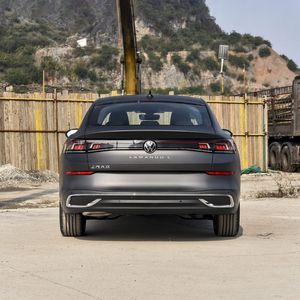 YT <span class=keywords><strong>Auto</strong></span> Prix compétitif Volkswagen LAMANDO L 1.4T 150ch L4 Voitures neuves, d'occasion et de récupération Concessionnaire Fournisseur d'usine Économie de carburant 280T - Product Image 5