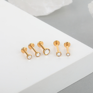 Titanio <span class=keywords><strong>Labret</strong></span> Stud Cristal redondo Circón único Labio Anillos Roscado interno Oreja Cartílago Tragus Piercing Cuerpo Joyería - Product Image 1
