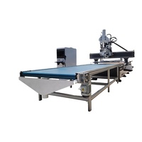 Machine de fraisage CNC pour le travail du bois et la fabrication de meubles 1325 ATC, routeur CNC de nesting avec table de chargement et déchargement automatique