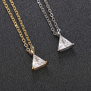 Collar de Gargantilla Geométrico Triangular para Mujer, Joyería Minimalista de Moda para Uso Diario - Product Image 1