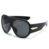 Lunettes de soleil Shield Wrap pour femmes, monture dorée, protection UV400, idéales pour les voyages, les fêtes, la rue et le quotidien