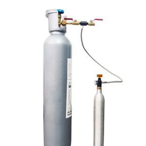Kit adaptador de cilindro de recarga de CO2 con manómetro de doble válvula y manguera de acero inoxidable de 24 pulgadas para herramientas de llenado de aire de dispensadores de soda - Product Image 6