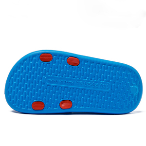 Vendita calda Cool Cartoon Marvel Spider Man pantofole Swim Beach <span class=keywords><strong>sandali</strong></span> antiscivolo all'aperto EVA Home Kids scarpe estive all'ingrosso - Product Image 3