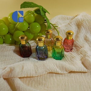 Nhà Sản Xuất Bán Buôn Rỗng Thủy Tinh Đầy Màu Sắc 12 Ml Cuộn Trên Tinh Dầu Chai Thủy Tinh 12 Ml Lục Giác Nước Hoa Chai - Product Image 2