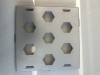Panneau en alliage d'aluminium perforé moderne, revêtement PVDF, ignifuge classe A, absorption acoustique, revêtement pour façade de bâtiment