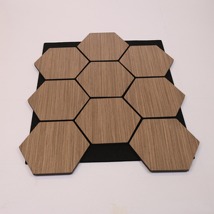 Panel Acústico de Madera con Secciones Cóncavas, Convexas e Irregulares, con Capa de Fieltro de Alta Densidad para una Máxima Absorción de Graves - Product Image 3