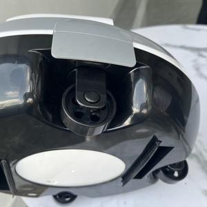 Bán Buôn Nhanh Chóng Làm Sạch Không Dây Hồ Bơi Máy Hút Bụi Bụi Bẩn Hút Bền Tự Động Hồ Bơi Robot Sạch Hơn Cho Công Viên Nước - Product Image 2