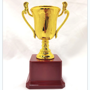 ถ้วยรางวัลถ้วยรางวัลทองคำพลาสติกแบบกำหนดเองได้ - Product Image 4