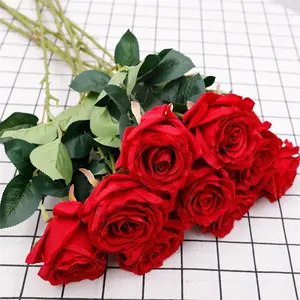Pabrik grosir kualitas tinggi buatan mawar tunggal kustom merah putih kain sutra asli bunga mawar