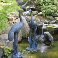 Fontaine de sculpture décorative d'extérieur grandeur nature en métal animal héron statue bronze palican