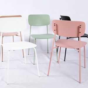 Silla apilable <span class=keywords><strong>de</strong></span> plástico blanco apilable a granel a <span class=keywords><strong>precio</strong></span> barato italiano, sillón <span class=keywords><strong>de</strong></span> comedor, silla apilable para exteriores - Product Image 5