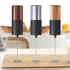 <span class=keywords><strong>Mousseur</strong></span> à <span class=keywords><strong>lait</strong></span> électrique portable Machine à mousser Fouet à piles Mélangeur <span class=keywords><strong>de</strong></span> boissons Mini <span class=keywords><strong>mousseur</strong></span> pour lattes, cappuccino, matcha - Product Image 3