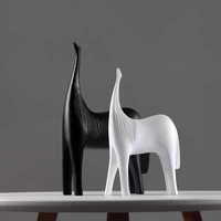 Ensemble de sculptures de chevaux abstraites en résine de style nordique minimaliste, ornement d'art moderne pour salon, chambre, maison, salle d'exposition