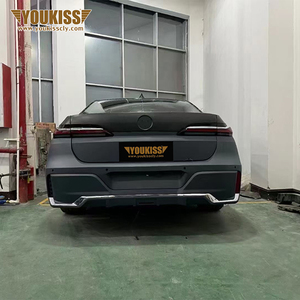 Parachoques de coche Ukiss para 2009- <span class=keywords><strong>2015</strong></span> <span class=keywords><strong>BMW</strong></span> <span class=keywords><strong>7</strong></span> Series F02 Upgrade G70 M Sport Bodykit con guardabarros de capó parachoques trasero delantero - Product Image 6