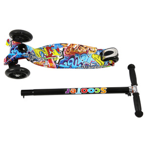 Trottinette pour enfants avec lumières, 3-6 ans, couleurs bleu, noir, rouge, jaune, vert, personnalisable, trottinette à pédales - Product Image 1