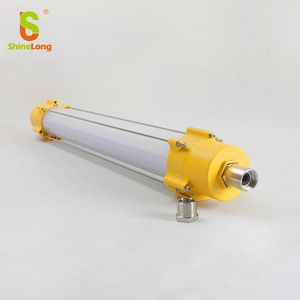 Luces LED ATEX Ex IP66 de 45W, impermeables, 6000k, luz diurna, a prueba de explosiones, de 2, 3 y 4 pies para sala de pintura con 5 años de garantía - Product Image 3