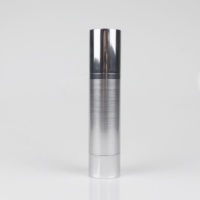 Flacon pompe sans air en aluminium argenté brillant de haute qualité, 15 ml, 30 ml, 50 ml, livraison rapide, pour sérum et lotion de soin de la peau, personnalisable