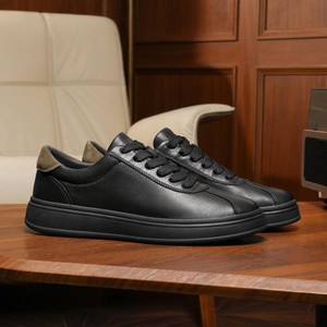 Chaussures plates décontractées d'été pour hommes, couleur classique assortie, qualité supérieure, cuir véritable, fabriquées à la main, mode de luxe, baskets polyvalentes - Product Image 5