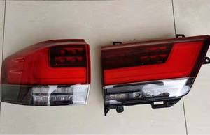 Land Cruiser 300 Kit de carrosserie de mise à niveau de faible à haute qualité Ensemble de pare-chocs avant avec phares arrière pour <span class=keywords><strong>Toyota</strong></span> <span class=keywords><strong>LC300</strong></span> <span class=keywords><strong>2022</strong></span> 2023 - Product Image 6