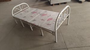 Letto pieghevole in acciaio economico di alta qualità con materasso struttura del letto in metallo pieghevole per camera da letto letto singolo <span class=keywords><strong>salvaspazio</strong></span> - Product Image 2