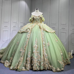 Vestidos de Quinceañera Verde Salvia con Dorado para Niña, con Lentejuelas, Plisado, Hombros Descubiertos, Estilo Princesa Verde Lsmu132 - Product Image 2