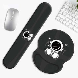 Hot bán tùy chỉnh Ergonomic PU Silicone gel Mousepad với cổ tay phần còn lại dễ thương phim hoạt hình thiết kế vải chuột Pad với hỗ trợ cổ tay - Product Image 1