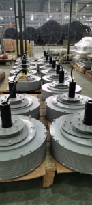 Ventilateur de plafond géant HVLS avec moteur PMSM, faible consommation d'énergie, pales en aluminium, pour le refroidissement des entrepôts et des usines - Product Image 5