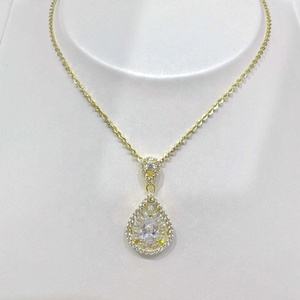 Collier unique en argent sterling 925 plaqué or 14 carats avec pendentif coquillage et zircon, style goutte d'eau, minimaliste, pour mariée - Product Image 2