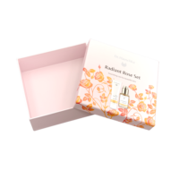 Boîte cadeau personnalisée blanche et rose avec impression de roses et finition mate pour cosmétiques et vente en gros de cadeaux