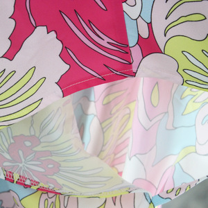 ชุดเซ็ตสองชิ้นลายดอกไม้ขายดี เสื้อคลุมหลวม กางเกงขาสั้น แฟชั่นเสื้อผ้าผู้หญิง - Product Image 6