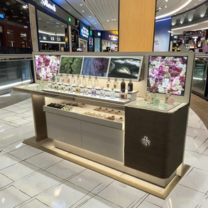 Tùy Chỉnh Nhà Máy Trực Tiếp Sang Trọng Hiện Đại Vẻ Đẹp Salon Hiển Thị Đứng Chăm sóc Da Mỹ Phẩm Kệ Cho Cửa Hàng Sản Phẩm Cho Showcase - Product Image 6