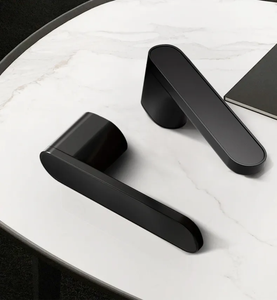 Serratura per <span class=keywords><strong>Porta</strong></span> in Zinco Minimalista Popolare Europea con Maniglia in Lega di Alluminio per Porte in Legno, Design con Foro Chiave Nascosto per Casa e Ufficio - Product Image 3