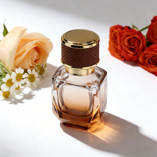 Luxury Custom Perfume Bottle 30ml 50ml 100ml Glass Spray Bottle Refillable Fragrance Container for Cosmetic Packaging